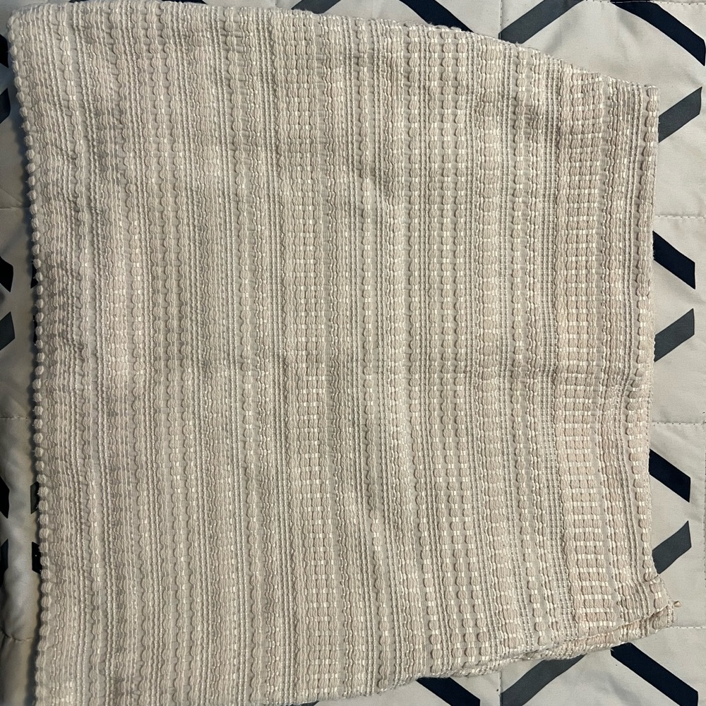 H&M white mini skirt